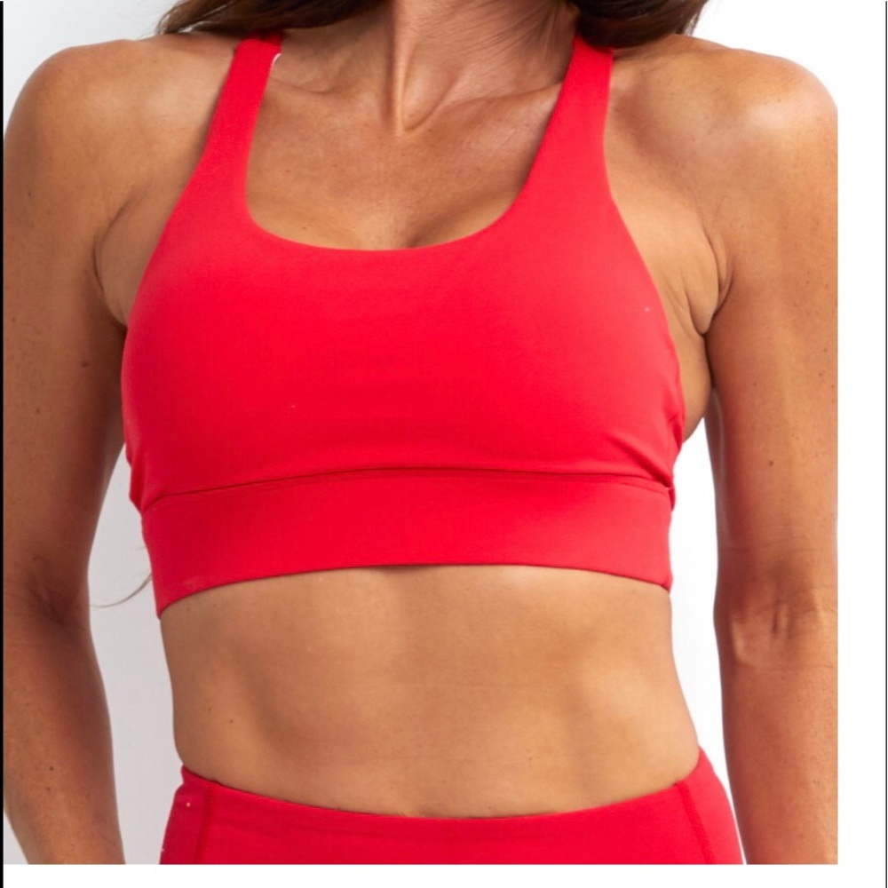 BRAND NEW SAVVI RED SPORTS BRA❤️